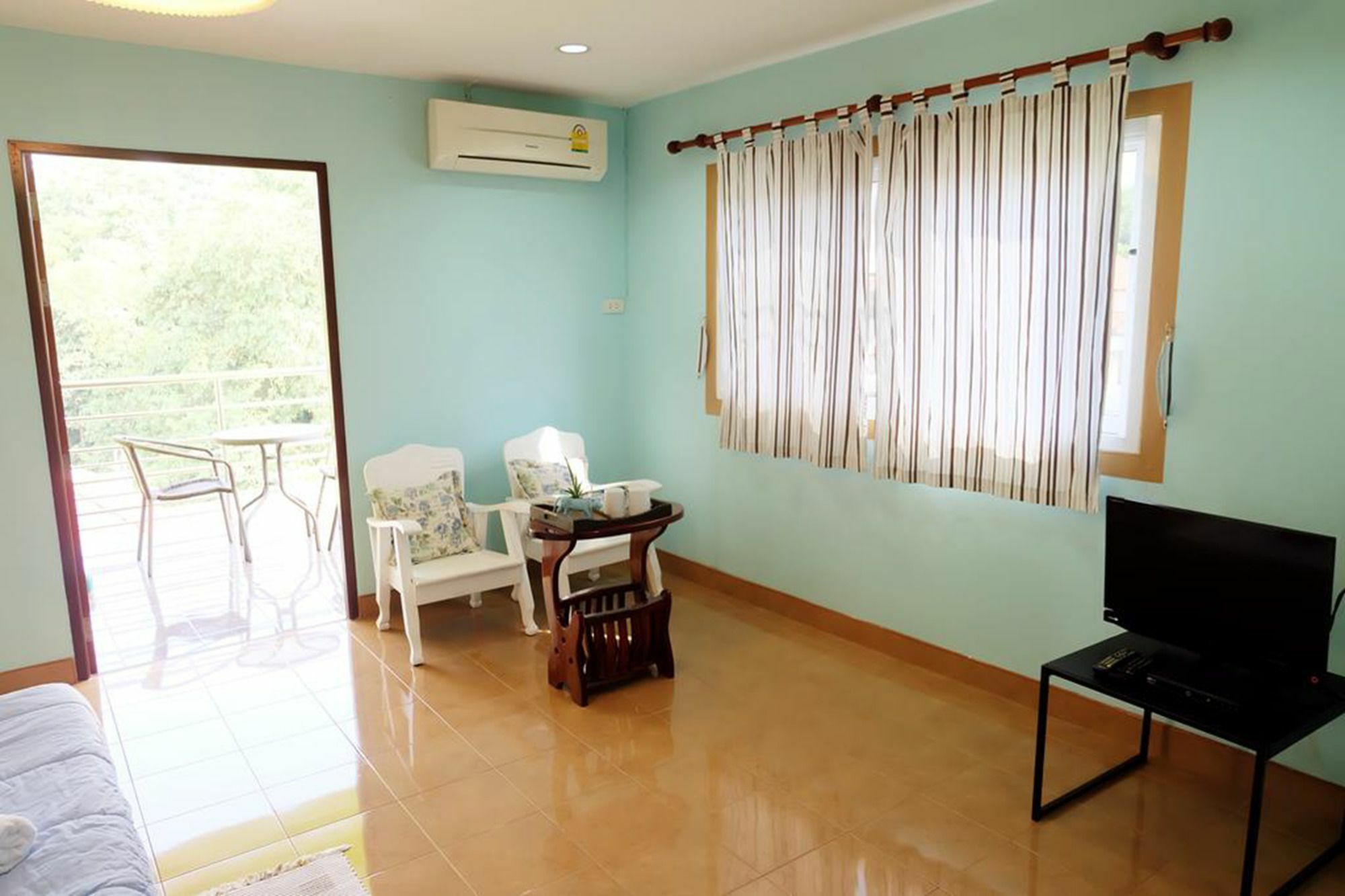 Green House At Trang Guesthouse Exterior photo